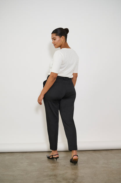 Leana Chino 7/8 Pants