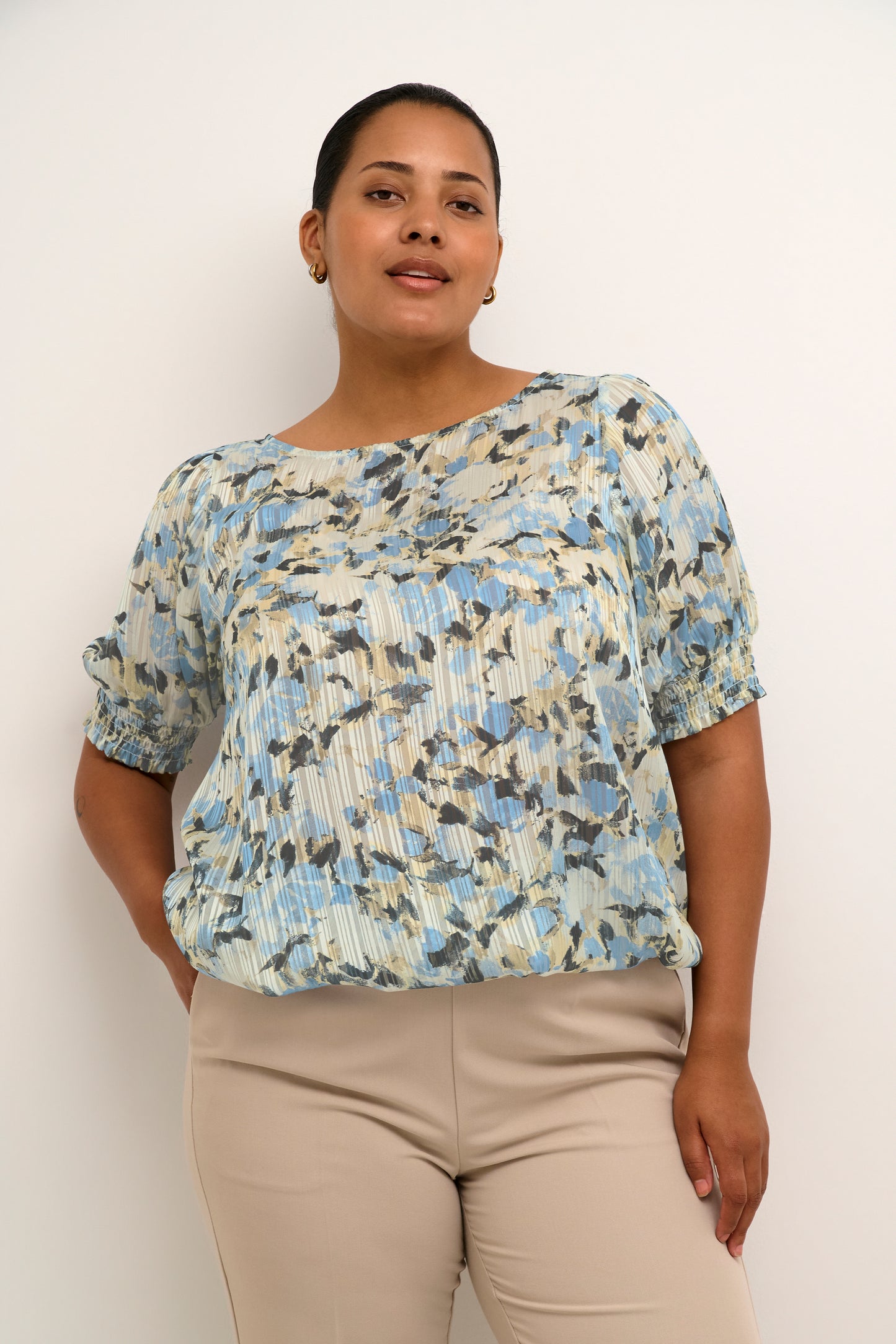 Elana Short Sleeve Blouse